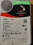 Seagate 3,5 P/N: 2YY101-500  Model: ST18000NE000